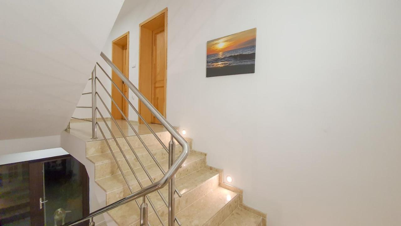 Apartment Pod Zaglami Teresa Strzemkowska Bialogora