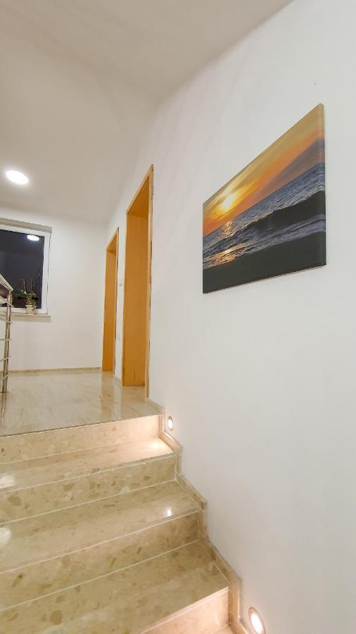 Apartment Pod Zaglami Teresa Strzemkowska *